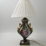 525 7437 Bordslampa